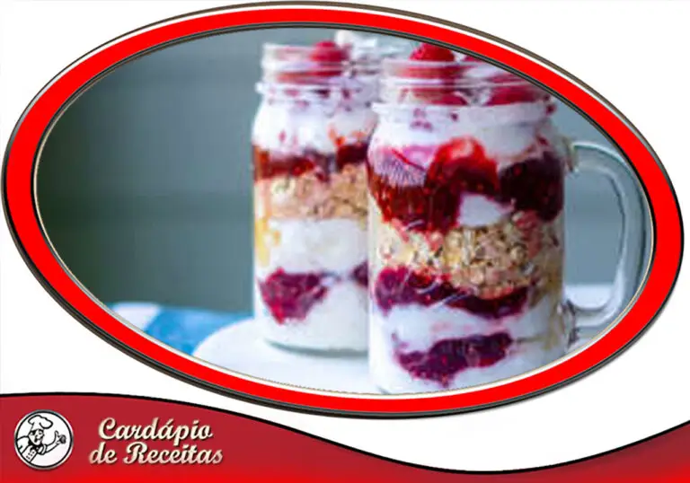 Iogurte com Geleia e Granola